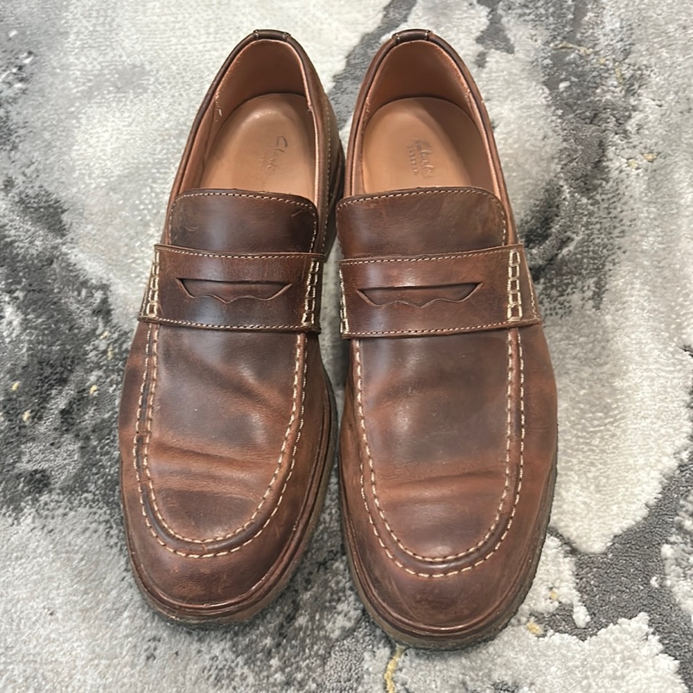 Men’s Clark dress shoes - Size 11